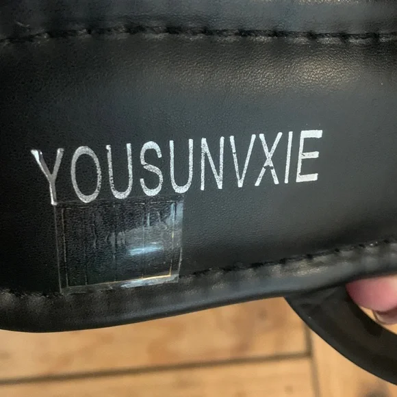 Black Women's Sandals - Picture 5 of 5